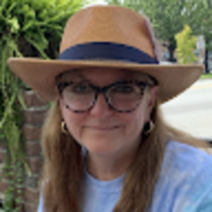 Meet your Posher, Donna